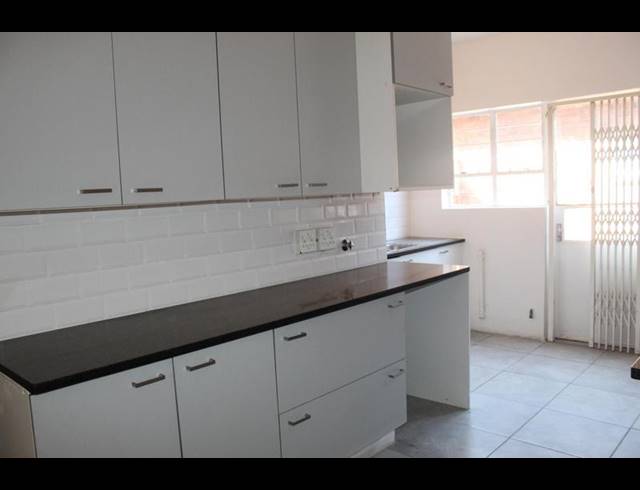 4 BEDROOM PROPERTY TO RENT IN SANDOWN ESTATE